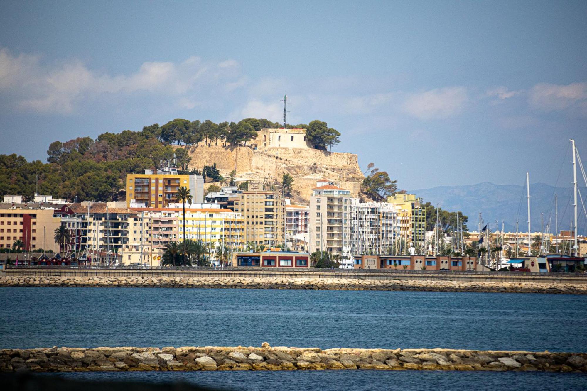 Vistas Y Terraza Panoramica Frente Al Mar En Denia, Las Rotas エクステリア 写真